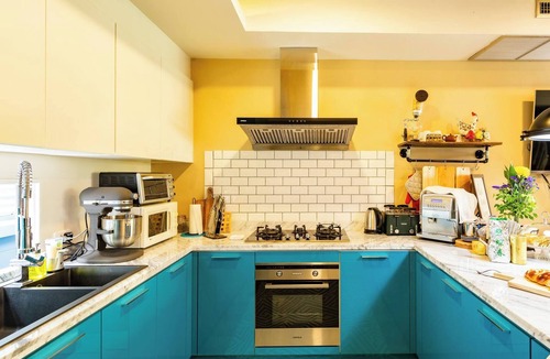 Bang Na House | Handcrafted comfort in a lavish tranquil space