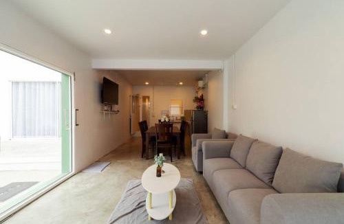 Nimman Villa | Heimish Villa