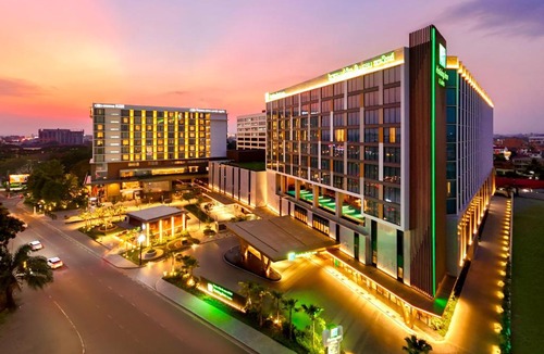 Vientiane Hotel | Holiday Inn & Suites Vientiane by IHG
