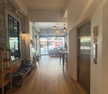 Downtown Hat Yai Hotel | Hometown Stays Hatyai
