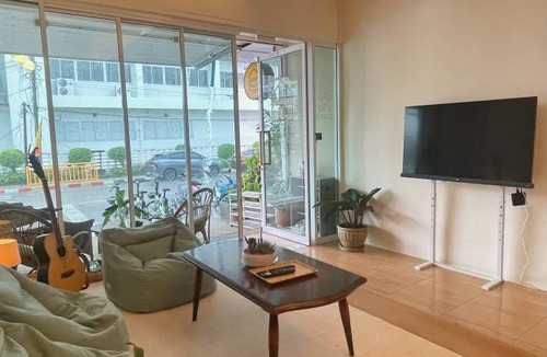 Talat Yai Hostel | Hostel ∙ 8 guests
