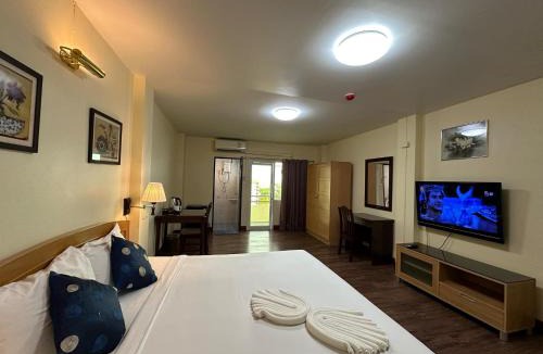 Ramkhamhaeng Hotel | Hotel Grand Mandarin Latphrao 130 - No Parking