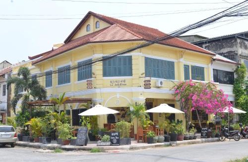 Kampot Hotel | Hotel La Java Bleue