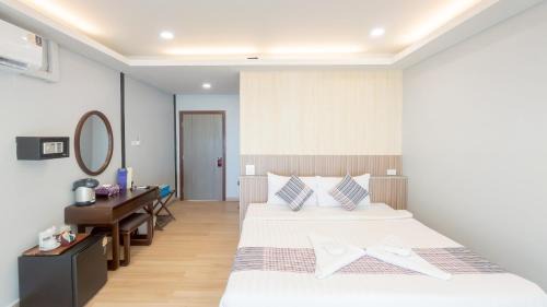 Ko Phi Phi Hotel | Ibiza House Phi Phi