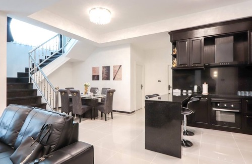 South Pattaya Villa | Indiluxe 6 bedroom spacious pool villa near walking street and nightlife