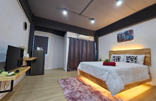 Phra Pradaeng Apartment | IRich Residence- Bang Hua Suae 6kms from BTS Pu-Chao