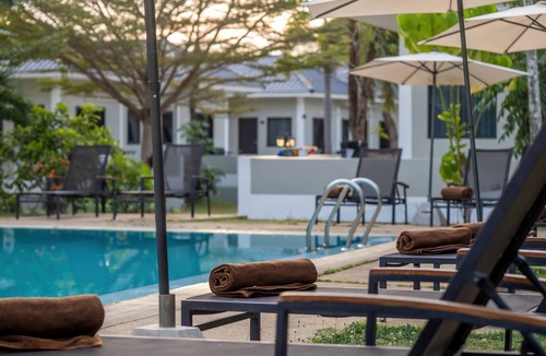 Sa Khu Resort | Isara Nai Yang Resort