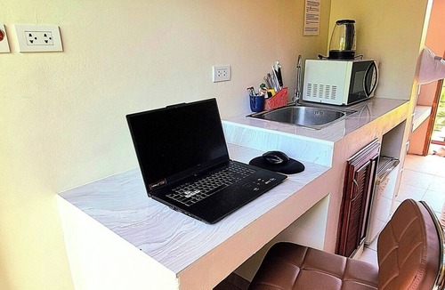Ban Saiyuan Apartment | Jasmine Seaview 'C' Friendly Guest House