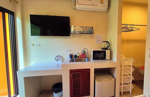 Ban Saiyuan Apartment | Jasmine Seaview 'C' Friendly Guest House