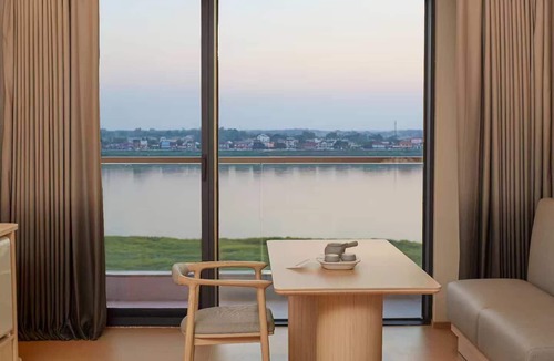 Vientiane Hotel | JI Hotel Vientiane Mekong Riverside