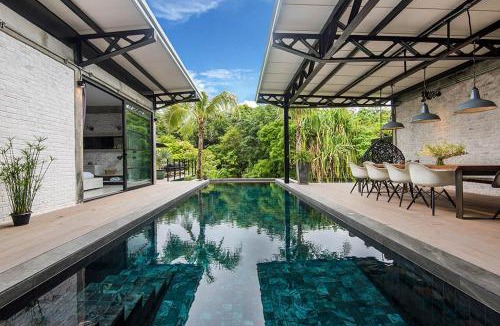 Thep Kasattri Villa | Joana Pool Loft 17