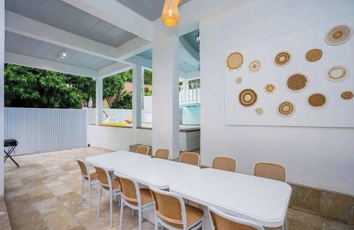 Huai Yai House | Jomtien 6BR Pool Villa · 210 meters to the Beach