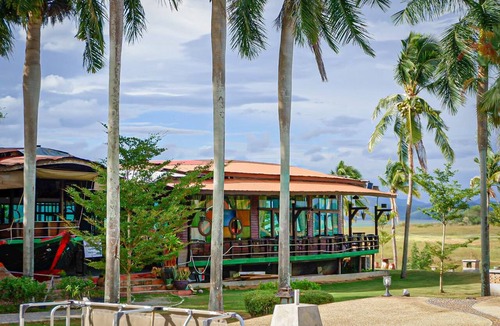 Song Phi Nong Resort | Kaengkrachan Boathouse Paradise Resort