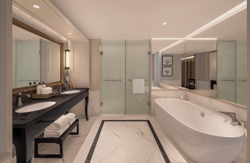Chiang Rai Hotel | Kahavadi Chiang Rai, Curio Collection By Hilton