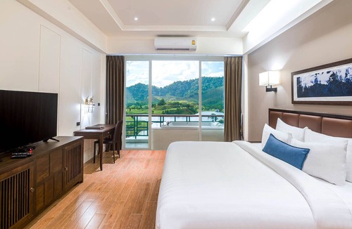 Thung Kha Ngok Hotel | Katathong Golf Resort & Spa