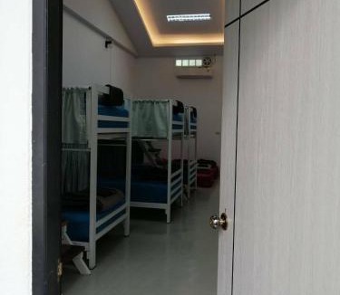 Koh Chang Tai Hostel | KeereeBanchorn FARMstay