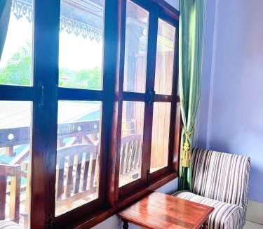 Vang Vieng Hotel | Khampaseuth Hotel