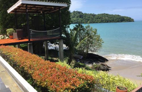 Siray Villa | Koh Sirey Beachfront Pool Villa - 2 Bedrooms House