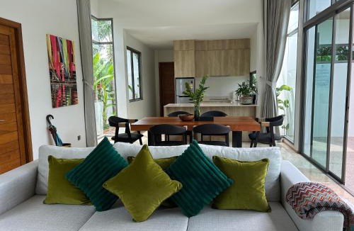 Bang Tao Villa | Lada Pool Villa