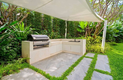Laguna Condo | Laguna Lakeside Residences 1BR B3 Lake side