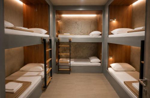 Vientiane Hostel | Lao Smart box Hostel