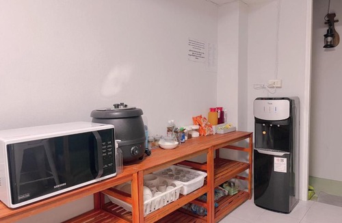 Nonthaburi Hotel | latitude 14 Room & breakfast