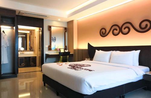 North Pattaya Hotel | Le Bali Resort