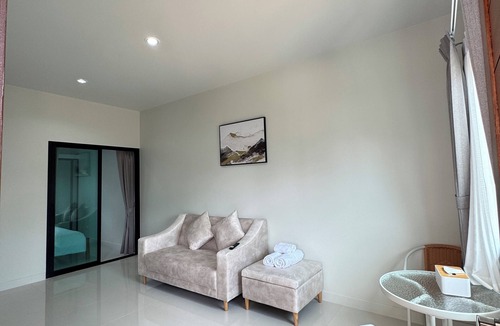 Si Sunthon Apartment | LELA HOME