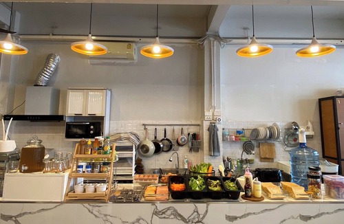 Pathumwan Hotel | Lemon Siam Hostel Free Breakfast