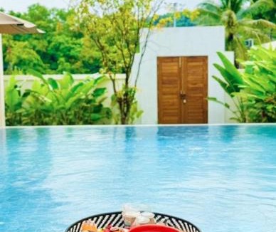 Si Sunthon Villa | Lespalm Taraburi Pool Villa SHA Plus