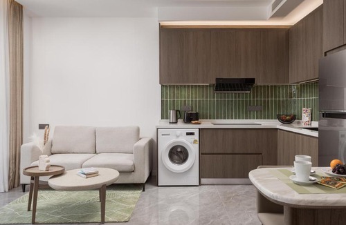 Chamkar Mon Hotel | Living and Dining Above the City at Bassac Signature