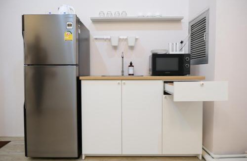 Thanon Phaya Thai Apartment | Lumi Minimal Residence
