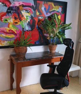 Thung Maha Mek Apartment | Lumphini 5 Train station center EnSuite Aircon