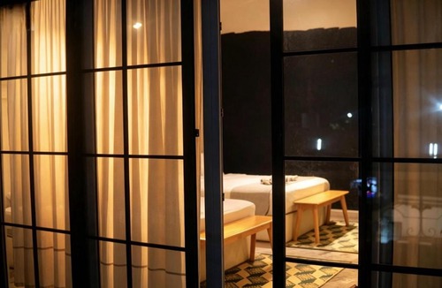 Bang Yi Ruea Hotel | Luna & Loft - Urban Stay Old Town Bangkok