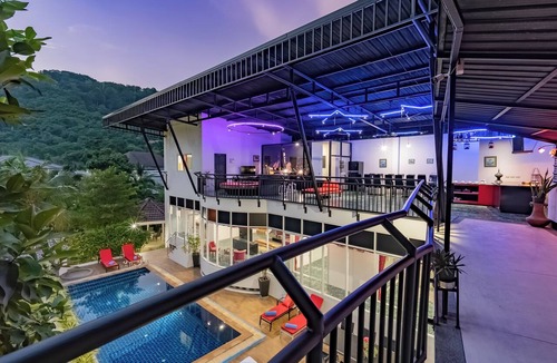 Chalong Villa | Luxurious 10-bedroom Villa With Private Pool in Chalong, Phuket