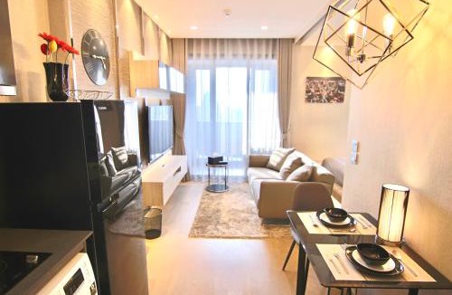 Khlong Toei Nuea Apartment | Luxurious & Romantic in the Heart of BKK#H MRT/BTS!