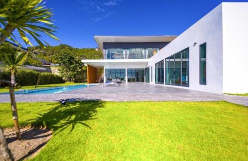 Khao Tao Villa | Luxury 5 Bedroom Pool Villa (KH-C1)