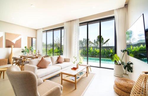 Chalong Villa | Luxury Seafront 3BR Pool Villa Duplex A2
