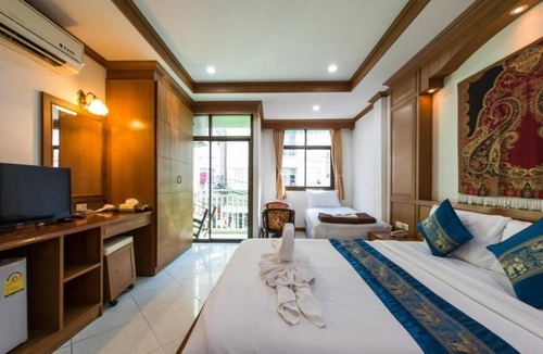 Nanai Road Hotel | Magnific Patong