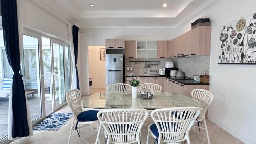 Pratumnak Hill Villa | Majestic Residence Pool Villa Private Beach