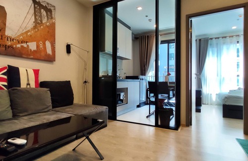 Central Pattaya Condo | Many Holiday The Base Condo
