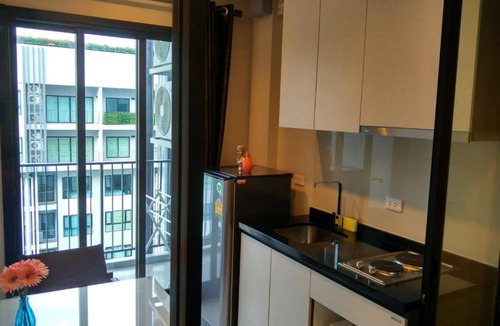 Central Pattaya Condo | Many Holiday The Base Condo