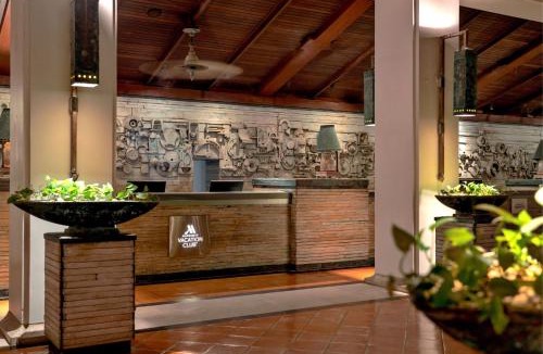 Mai Khao Hotel | Marriott's Phuket Beach Club