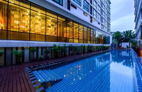 Bang Kra So Hotel | Mida Hotel Ngamwongwan - SHA Plus