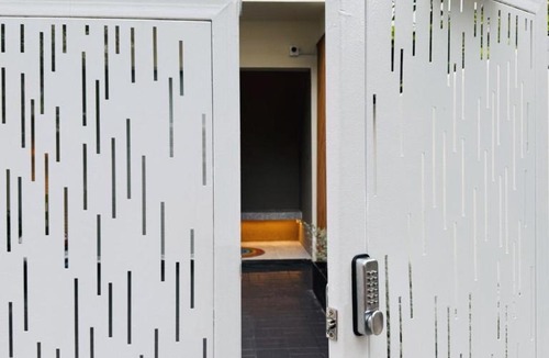 Phaya Thai Villa | Middle Haus 3BR Home Near BTS Ari, Bangkok