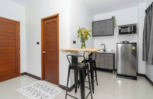 Karon House | Mitsu Guesthouse, Karon Beach