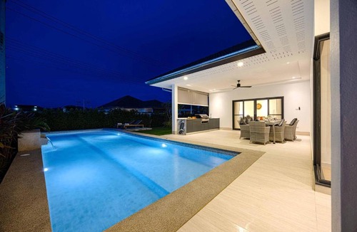 Hua Hin Villa | Modern 3BR Villa w/Private Pool (MV55)