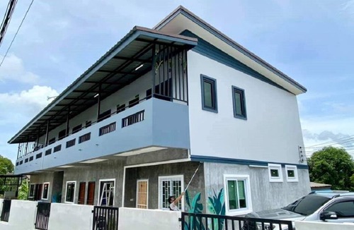 Si Sunthon Apartment | Modern Studio Apartment in Thalang