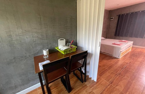 Si Sunthon Apartment | Modern Studio Apartment in Thalang