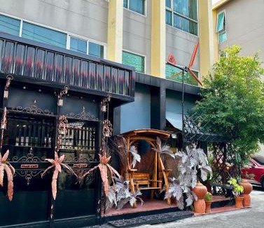 Chim Phli Hotel | Modicoff Hotel